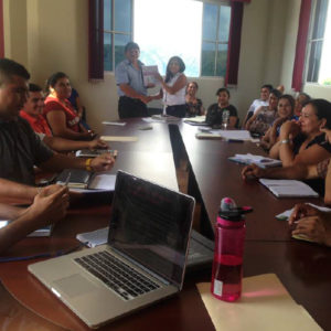 Presentación de Demandas a Concejo Municipal, por el Comité de Mujeres de Cacaopera.